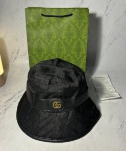 GUCCI GG CANVAS BUCKET HAT